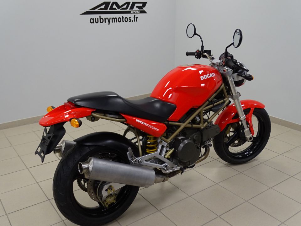 DUCATI 600 MONSTER 4