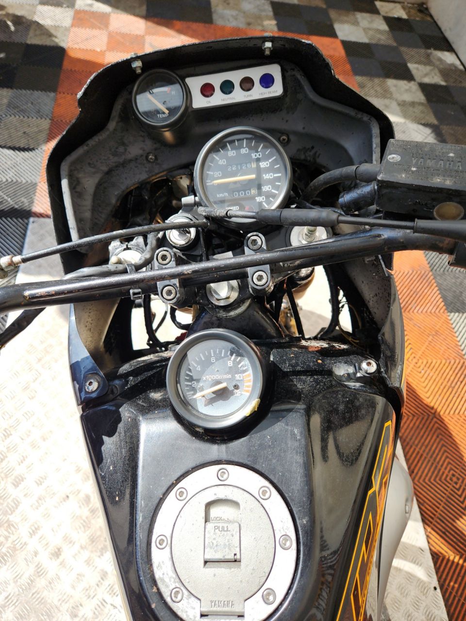YAMAHA TDR 250 4