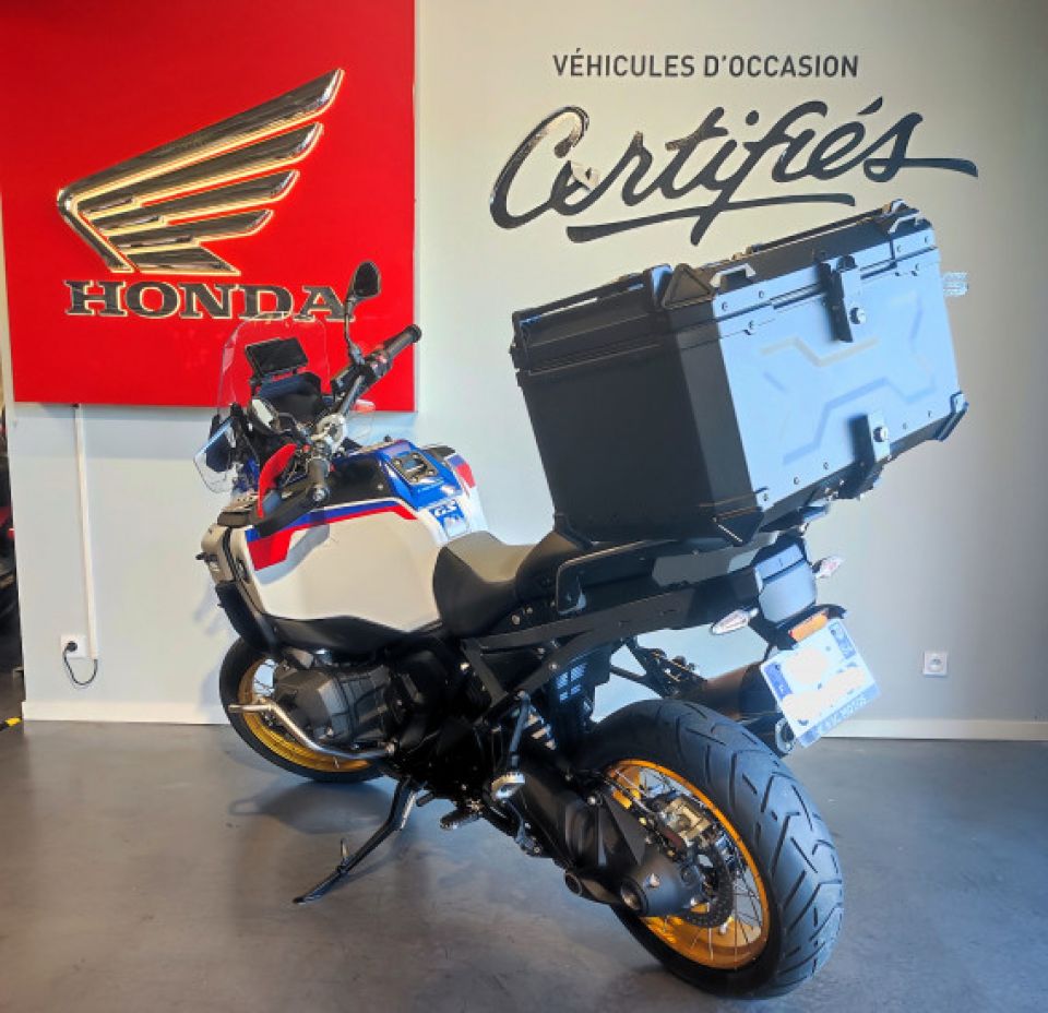 BMW R 1300 GS ADVENTURE 4