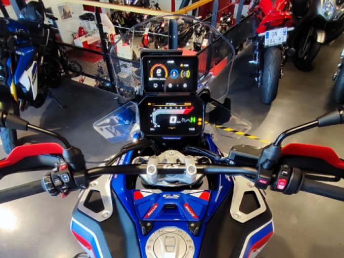 BMW R 1300 GS ADVENTURE 4