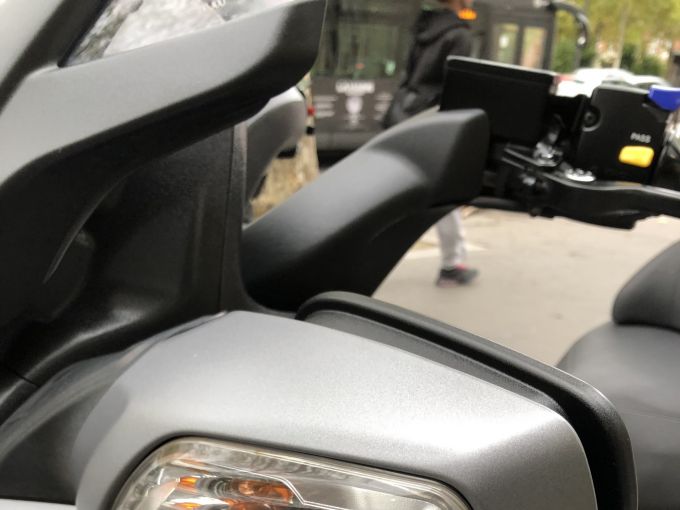 SUZUKI BURGMAN 650 4