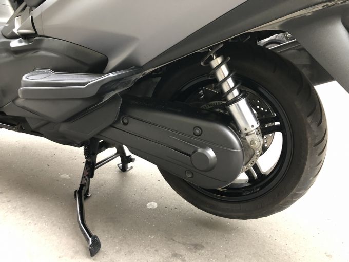 SUZUKI BURGMAN 650 4