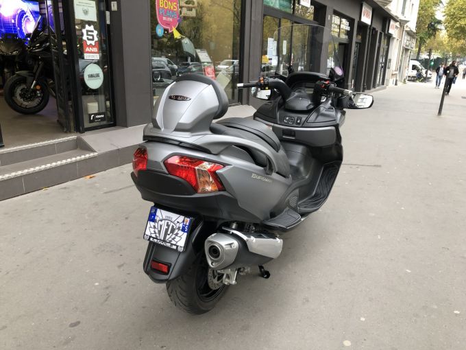 SUZUKI BURGMAN 650 4