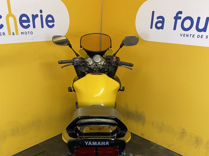 YAMAHA FZ6 600 FAZER 4