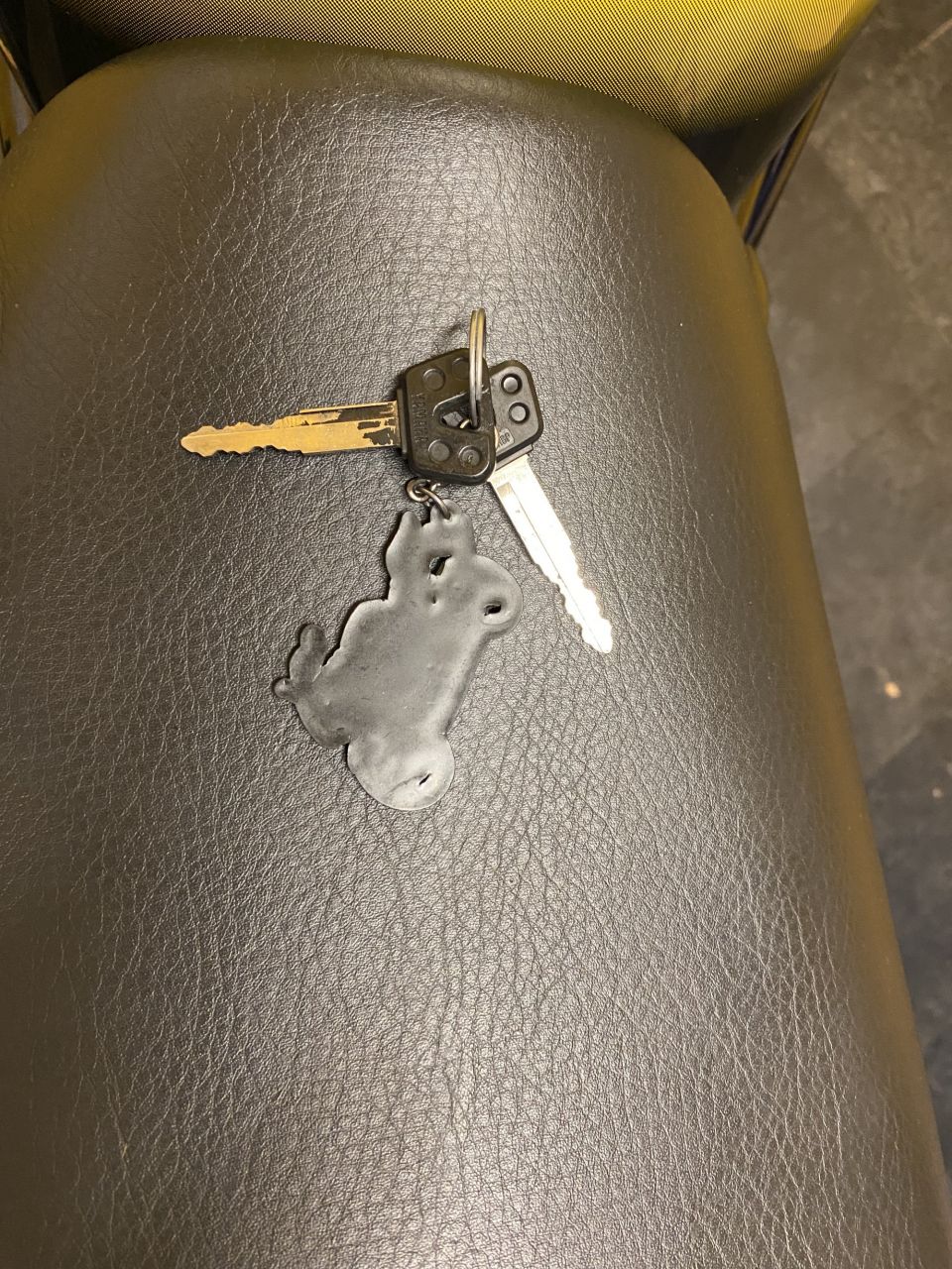 YAMAHA FZ6 600 FAZER 4