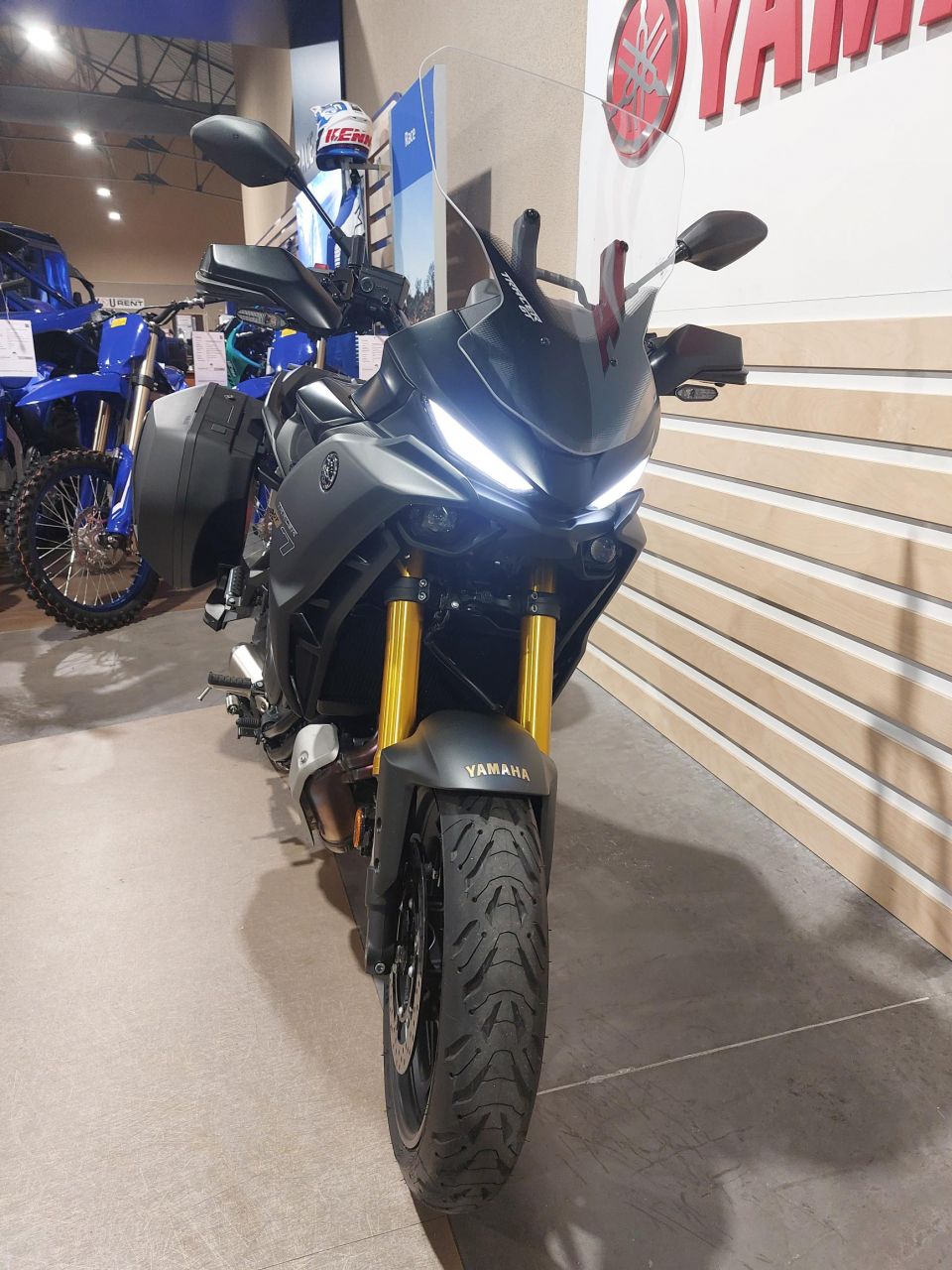 YAMAHA TRACER 7 GT 4