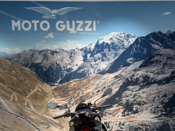 APRILIA TUONO 1100 V4 FACTORY 4