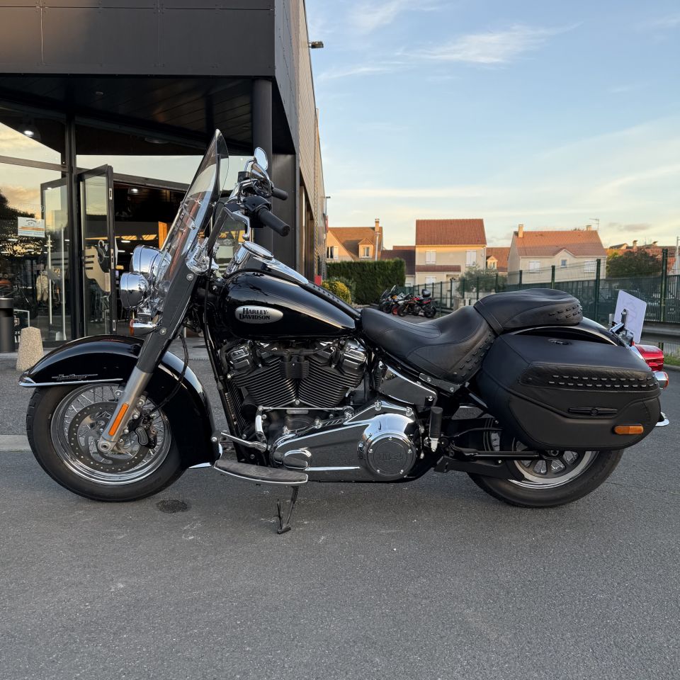 HARLEY-DAVIDSON SOFTAIL HERITAGE 1868 4