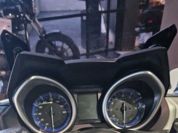 YAMAHA XP T-MAX 530 DX 4