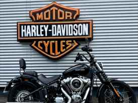 HARLEY-DAVIDSON SOFTAIL STREET BOB 1993 - 2025