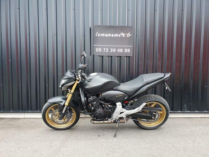 HONDA CB 600 F HORNET 4