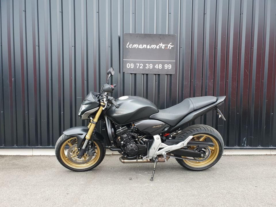 HONDA CB 600 F HORNET 4