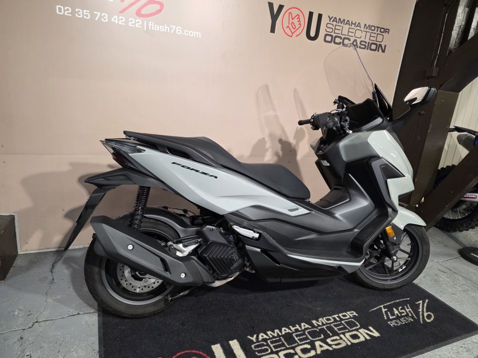 HONDA NSS FORZA  125AD 4