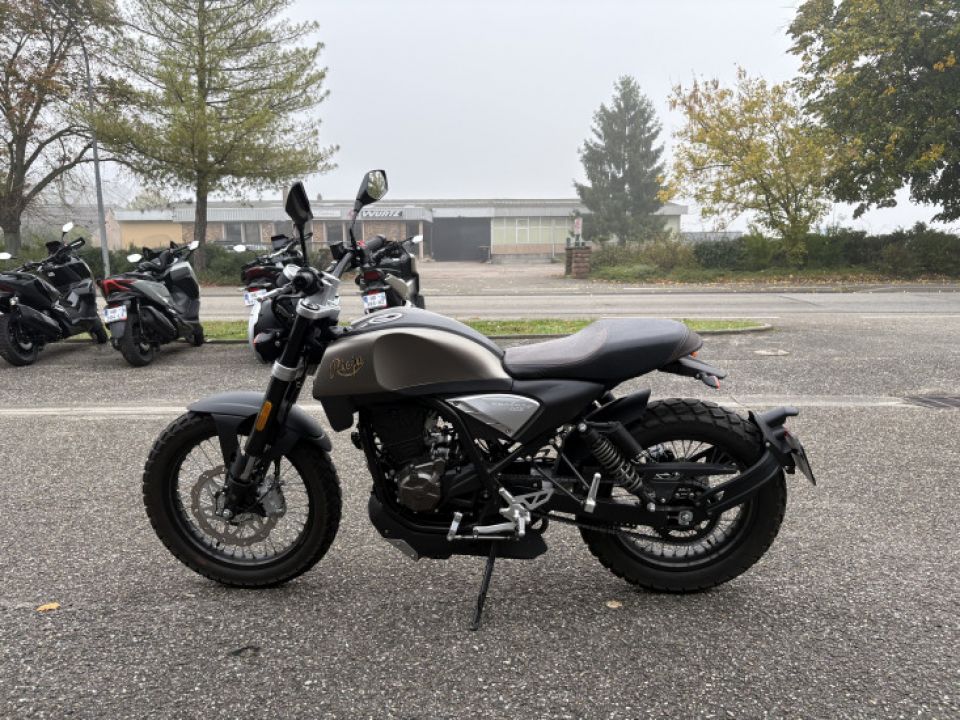 RIEJU CENTURY 07 125 RIEJU 4