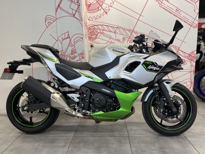 KAWASAKI Ninja 7 Hybrid 4