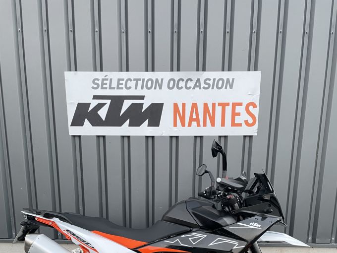 KTM 890 SMT 4