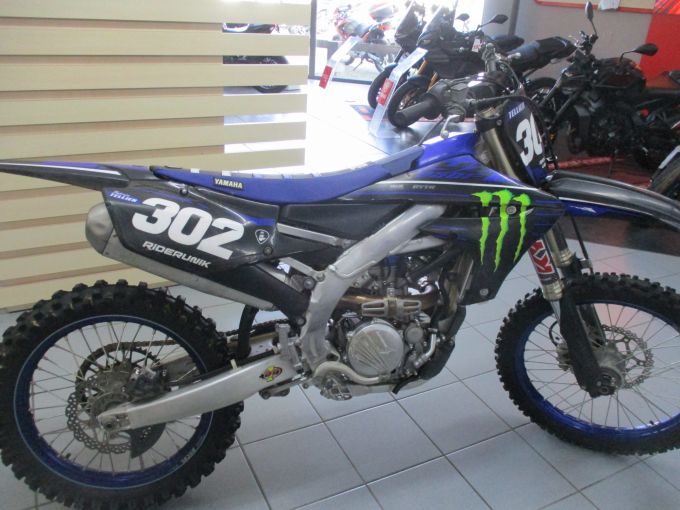YAMAHA YZ250F 4