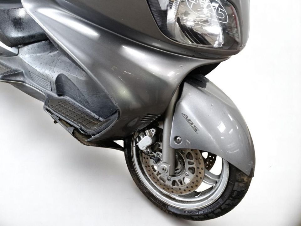 SUZUKI BURGMAN 650 4