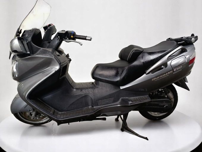 SUZUKI BURGMAN 650 4