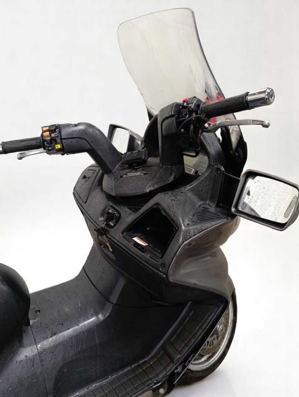 SUZUKI BURGMAN 650 4