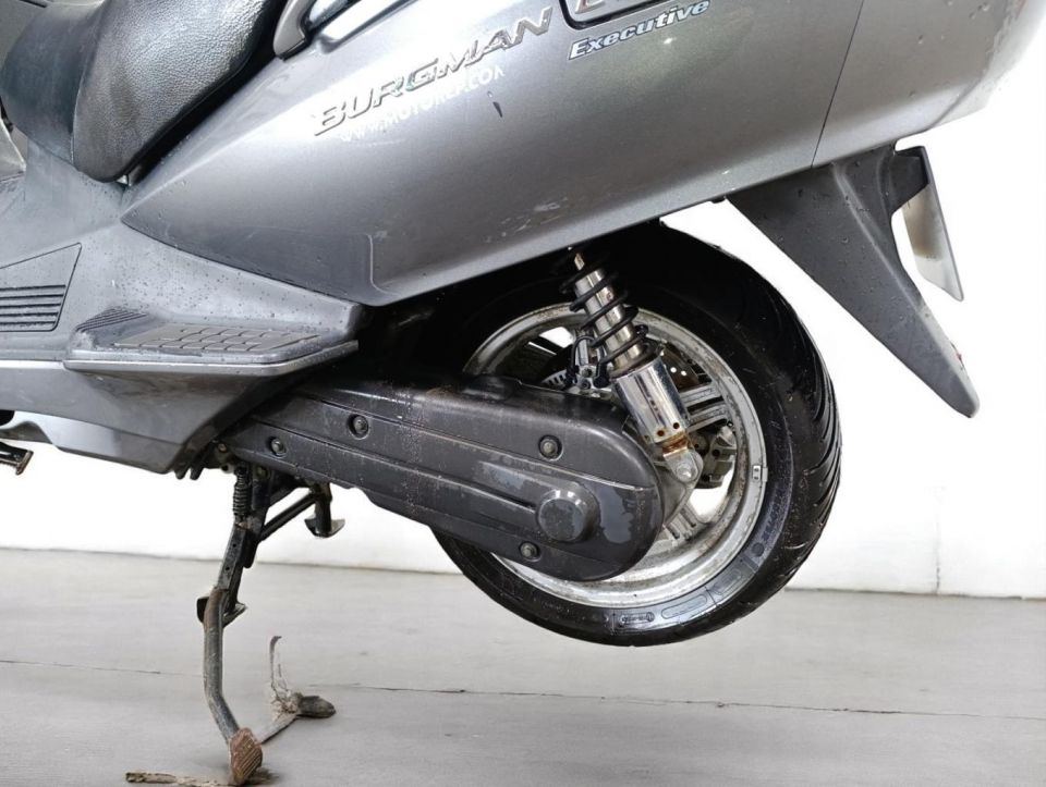 SUZUKI BURGMAN 650 4