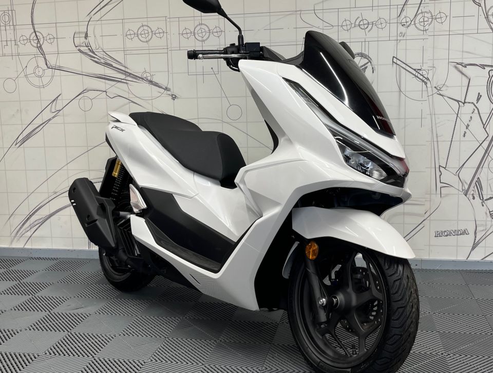 HONDA PCX 125 4