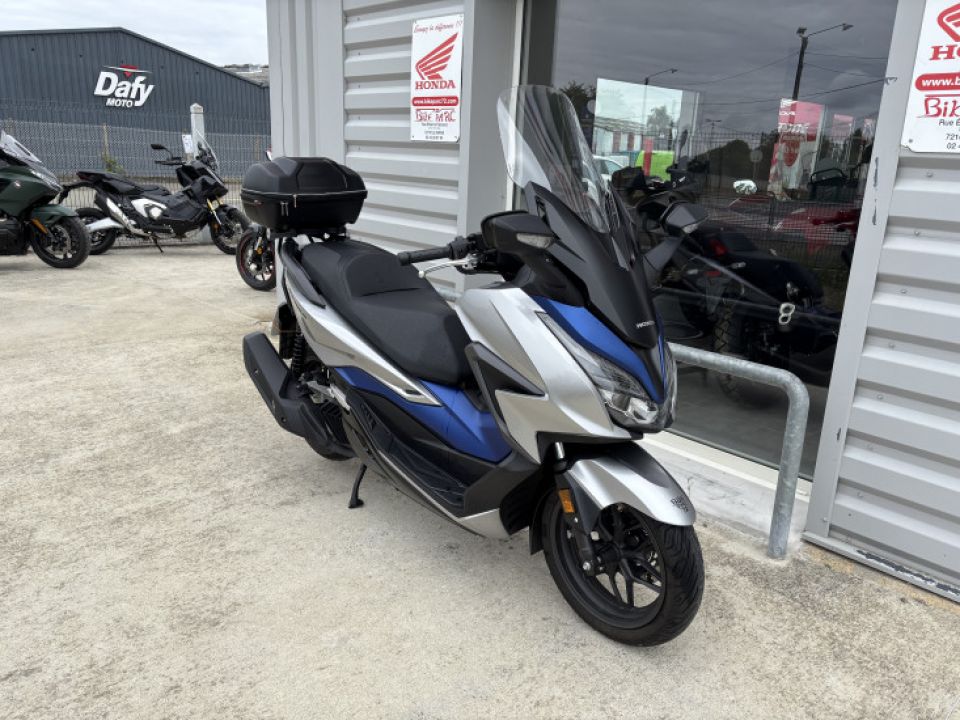 HONDA FORZA 125 ABS 4