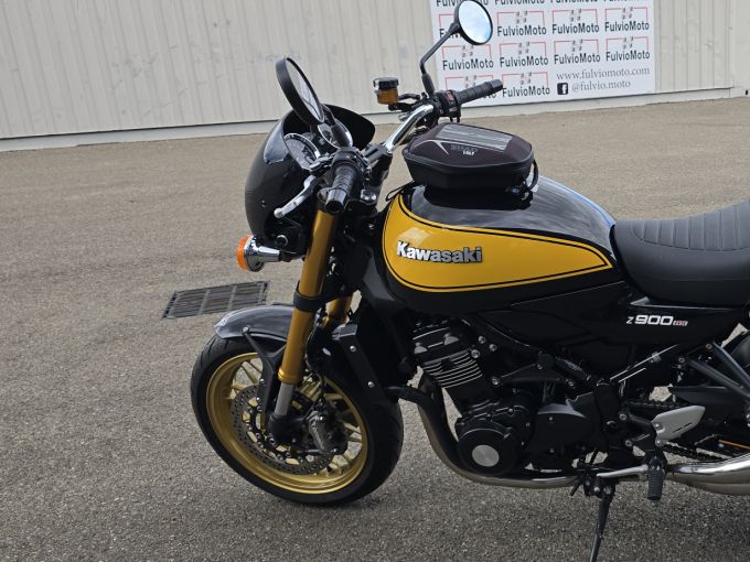 KAWASAKI Z 900RS 4