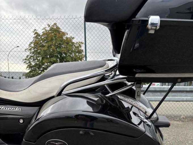 MOTO GUZZI CALIFORNIA 4