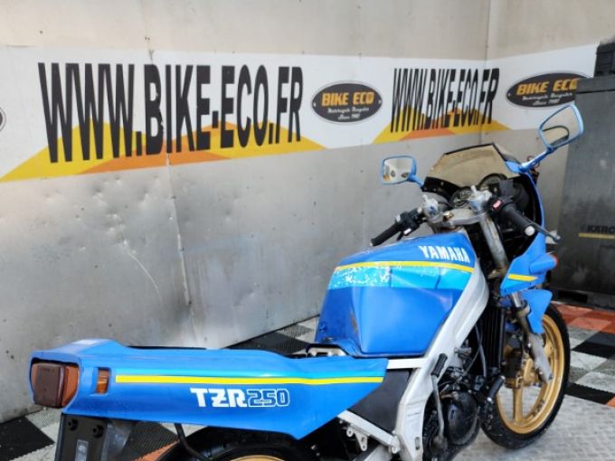 YAMAHA TZR 250 4