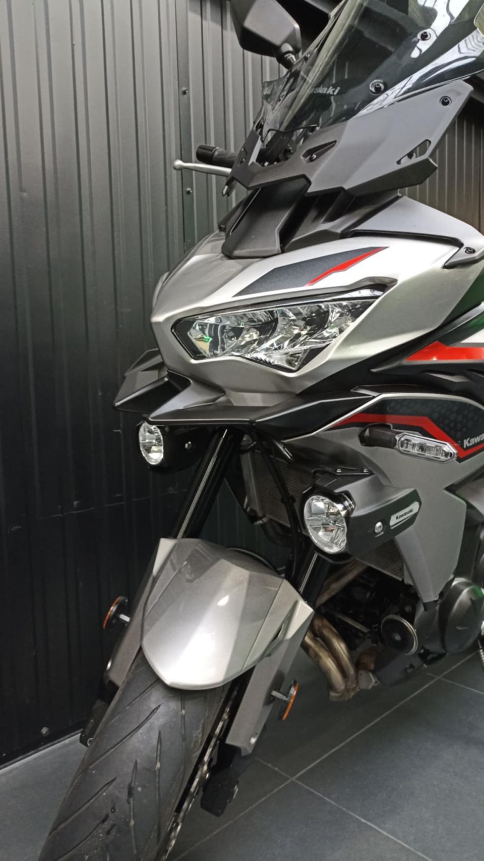 KAWASAKI VERSYS 650 4