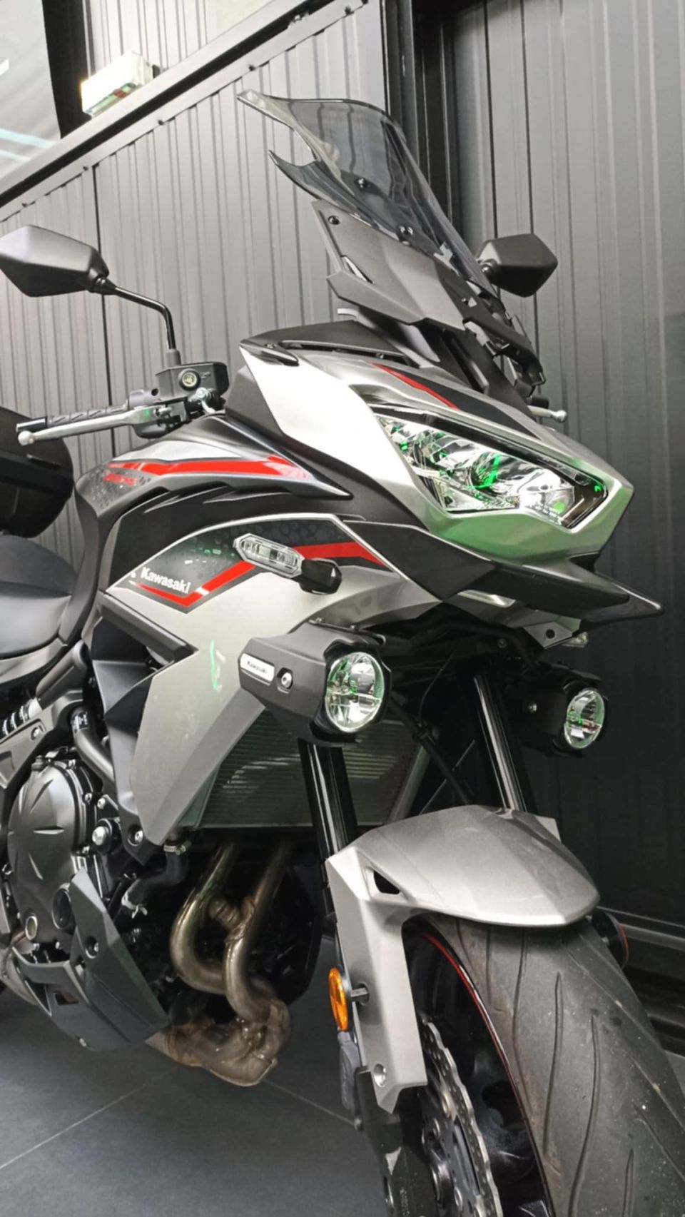 KAWASAKI VERSYS 650 4