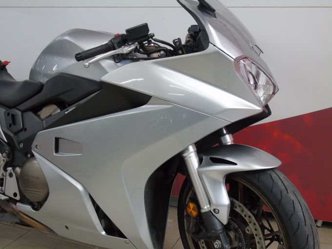 HONDA VFR 800  ABS 4