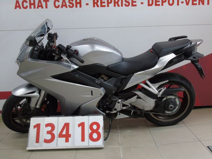 HONDA VFR 800  ABS 4