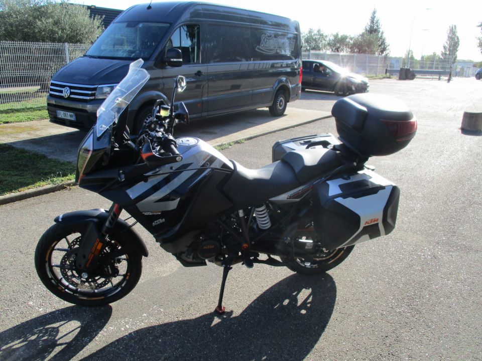 KTM 1290 SUPER ADVENTURE S 4