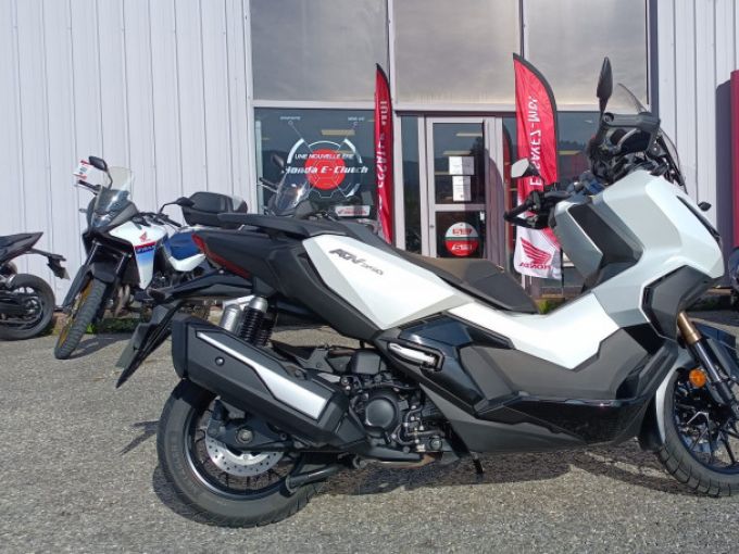 HONDA ADV 350 4