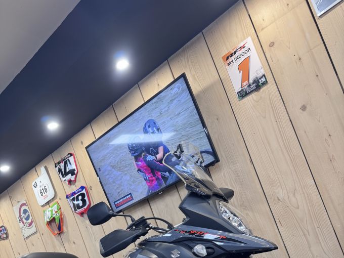 SUZUKI DL V-Strom 650 4