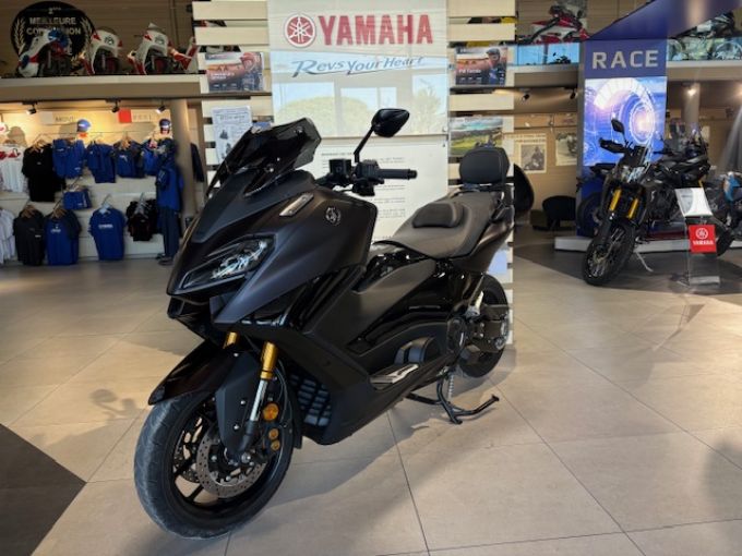 YAMAHA XP T-MAX 560 TECH MAX 267€/MOIS* +DE 4100€ D'EQUIPEMENT GTIE CONSTRUCTEUR 4