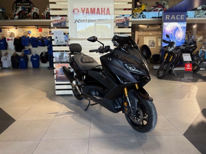 YAMAHA XP T-MAX 560 TECH MAX 267€/MOIS* +DE 4100€ D'EQUIPEMENT GTIE CONSTRUCTEUR 4