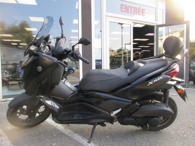 YAMAHA XMAX 125 TECH MAX 4