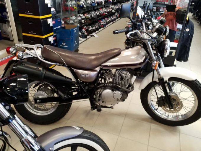 SUZUKI VAN VAN 125 4