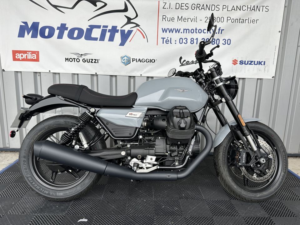 MOTO GUZZI V7 SPORT 4