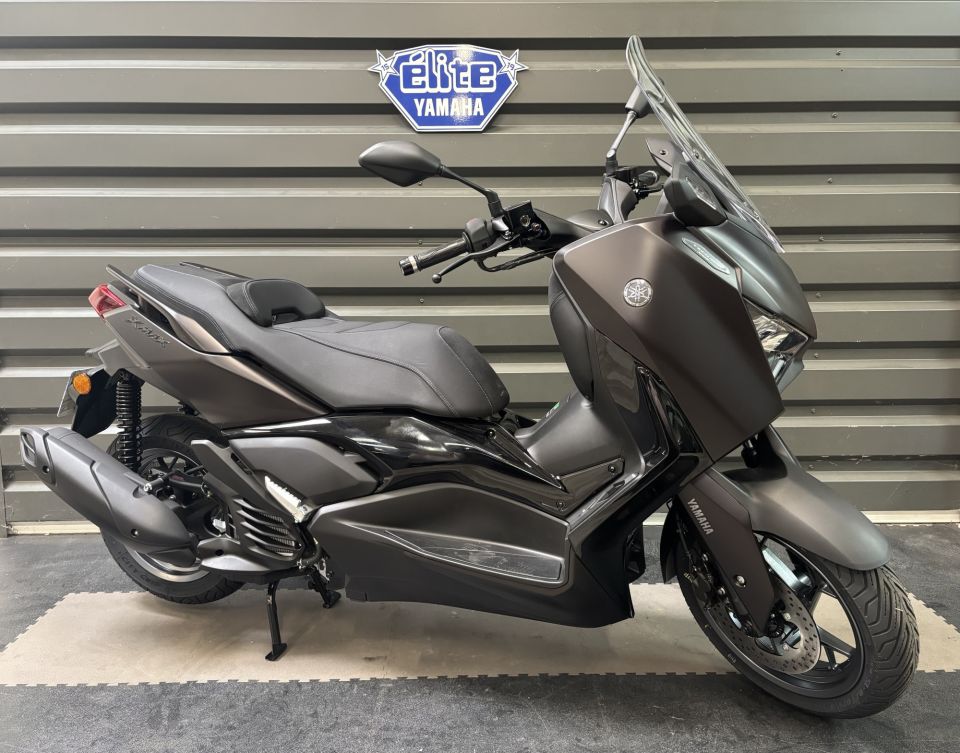 YAMAHA XMAX 125 TECH MAX 4