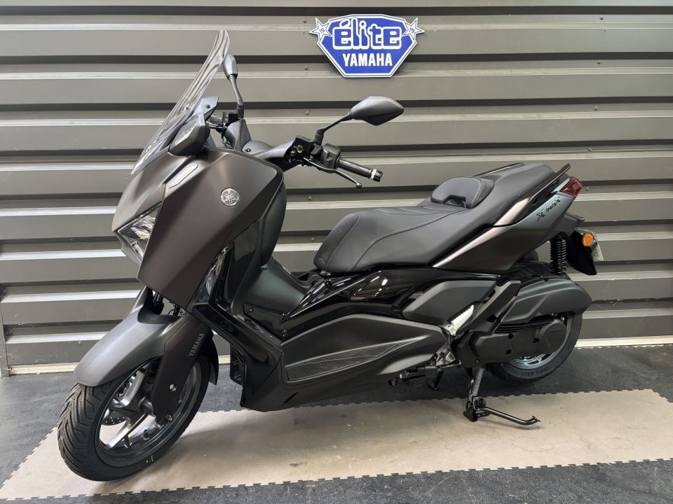 YAMAHA XMAX 125 TECH MAX 4