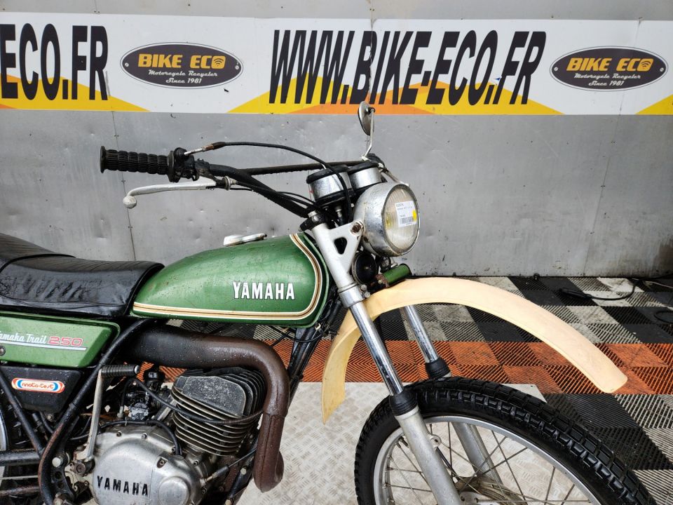 YAMAHA DT 250 4