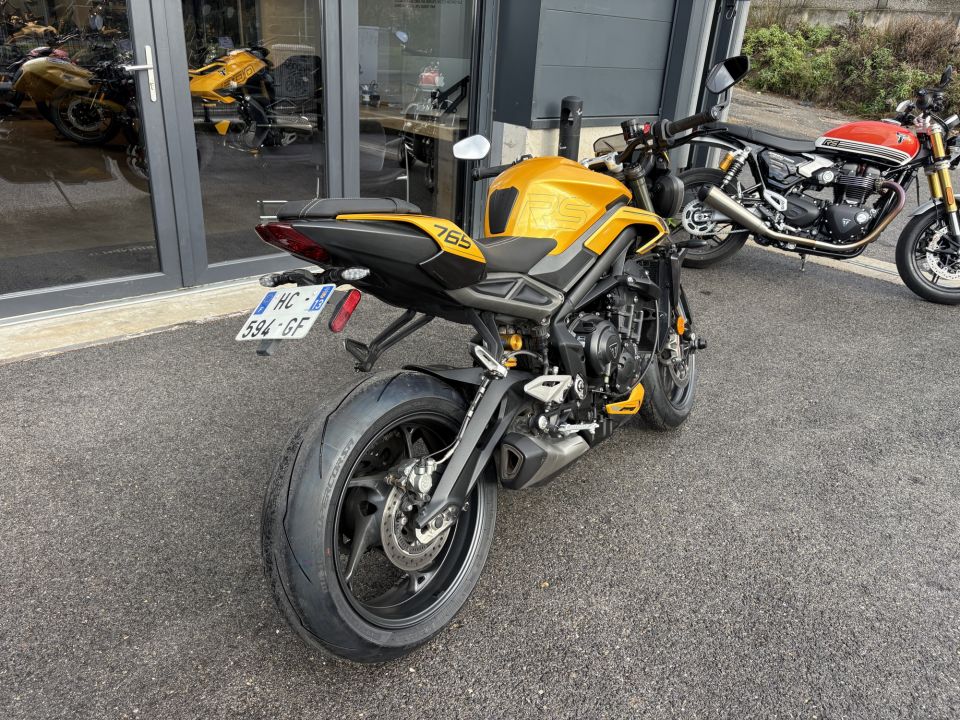 TRIUMPH STREET TRIPLE 765 RS 4