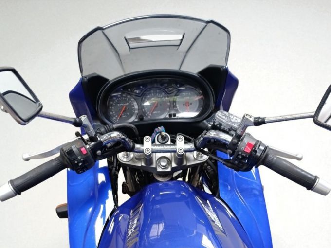YAMAHA XJ 900 DIVERSION 4