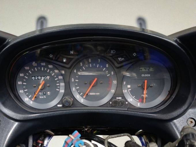 YAMAHA XJ 900 DIVERSION 4