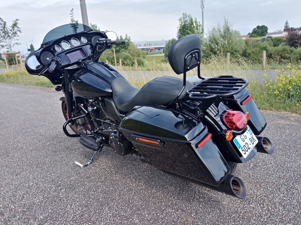 HARLEY-DAVIDSON TOURING STREET GLIDE 1923 4