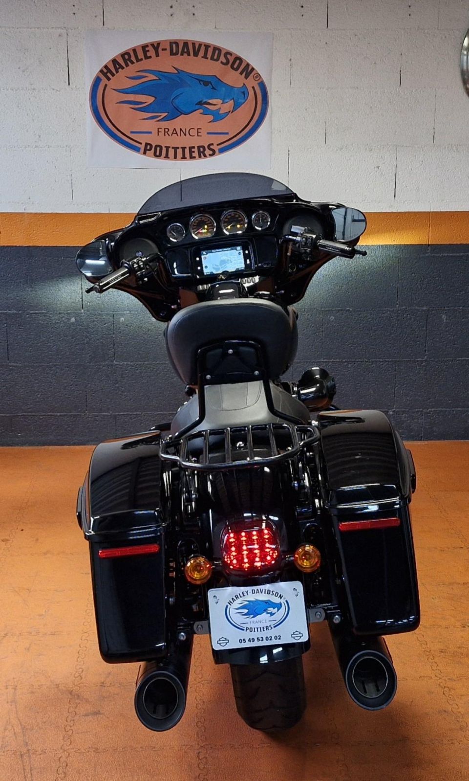 HARLEY-DAVIDSON TOURING STREET GLIDE 1923 4